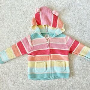 Gap Baby Brannan Bear Rainbow Sweater, Size 12-18m